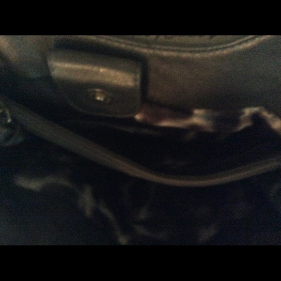 Dark silver shoulder or handbag - Picture 2 of 2